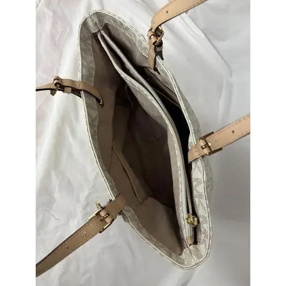 Michael Michael Kors NWT, Jet Set Tote Bag - Picture 5 of 7